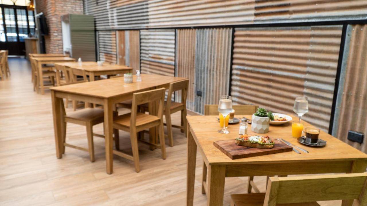 Selina Salta Hotel Bagian luar foto